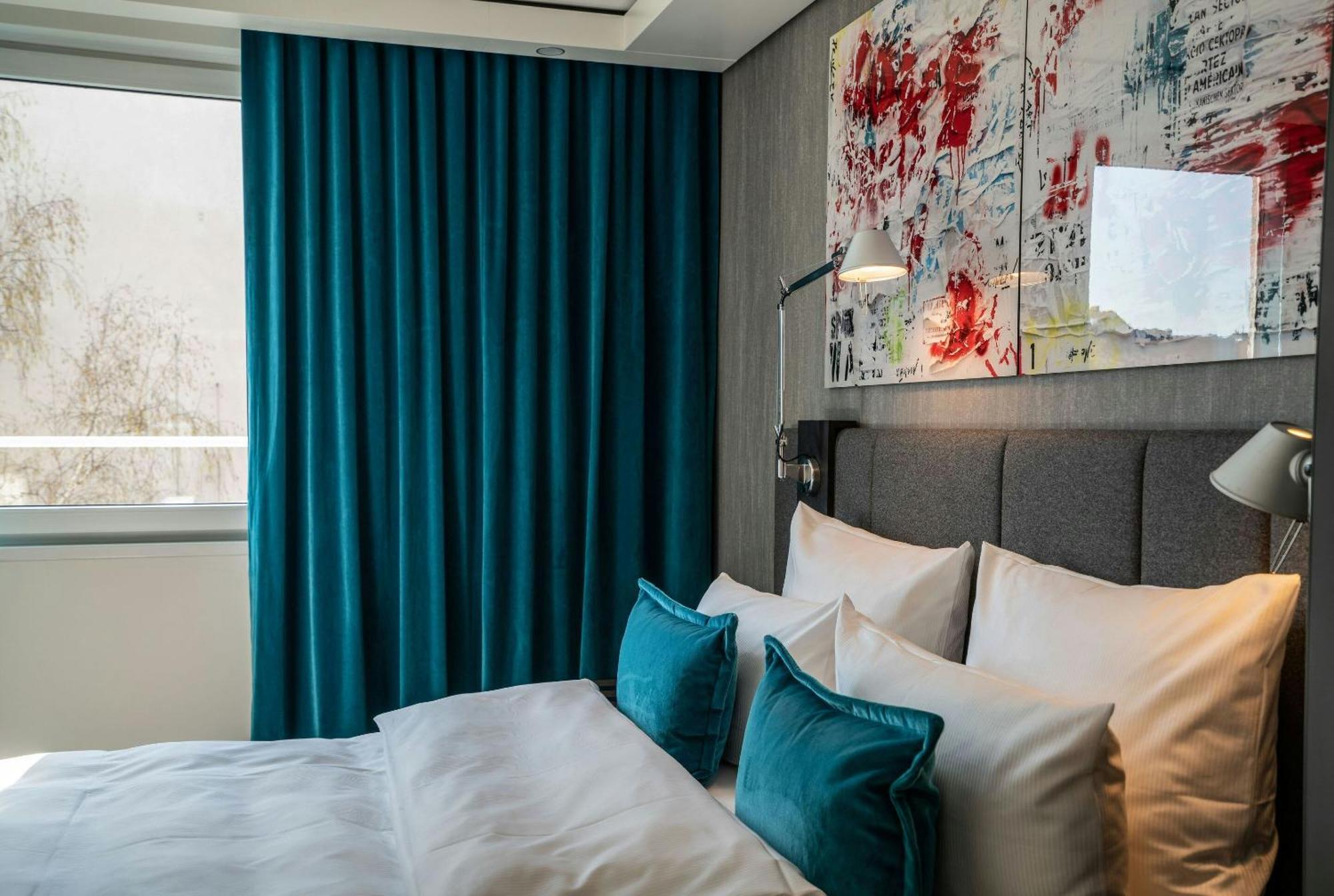 Motel One Berlin-Mitte — Fotos 3